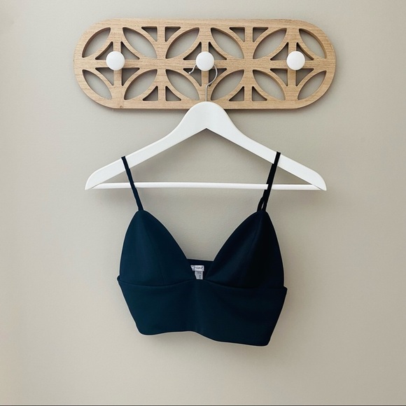 Out From Under by Urban Outfitters Cropped Cami Black Sz Small - Picture 1 of 6